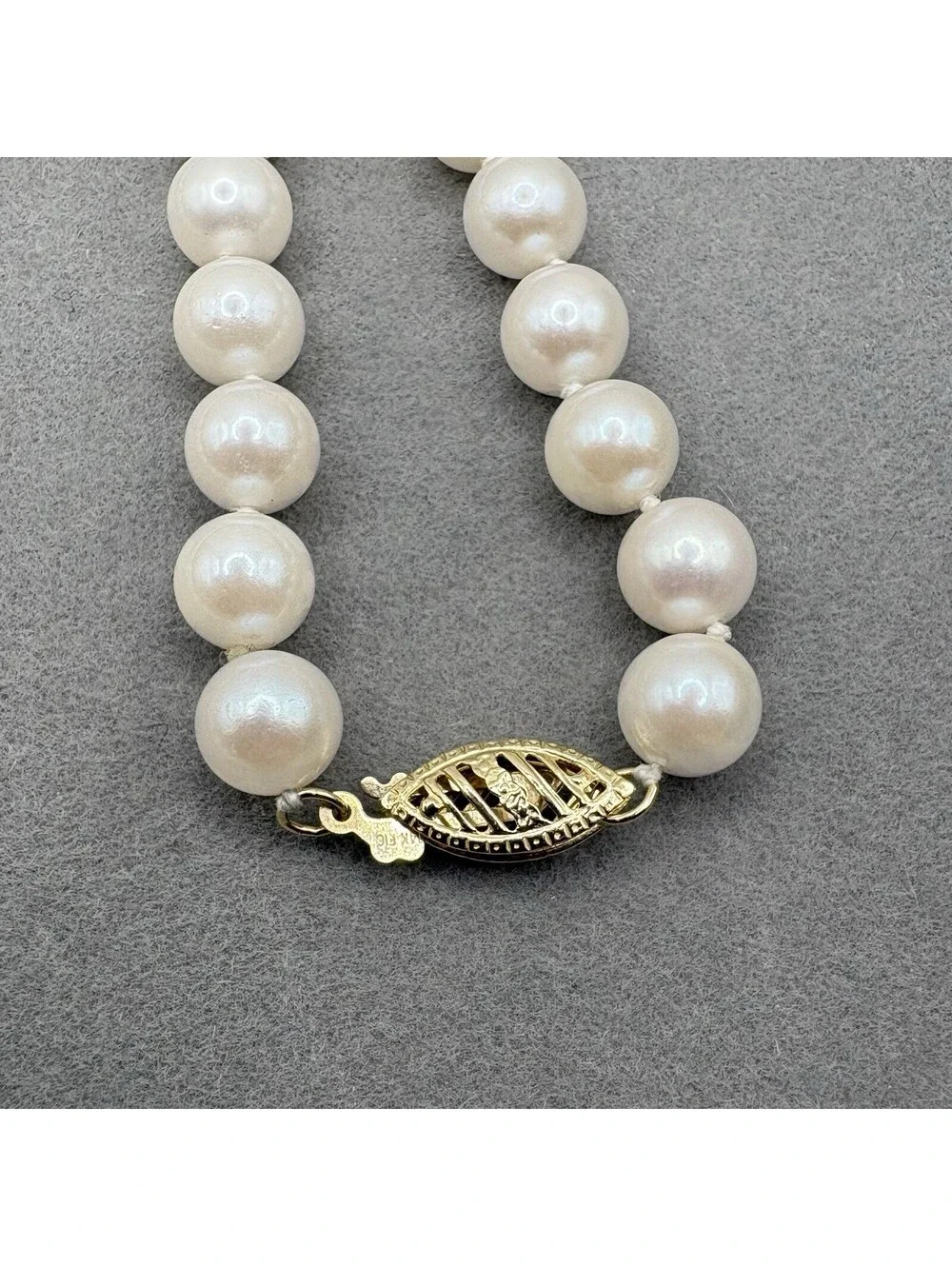 14K Gold Clasp FIC Fresh Water Pearl Necklace Knotted Strand Classic White